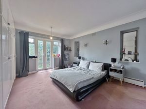 Photo 22- click for photo gallery